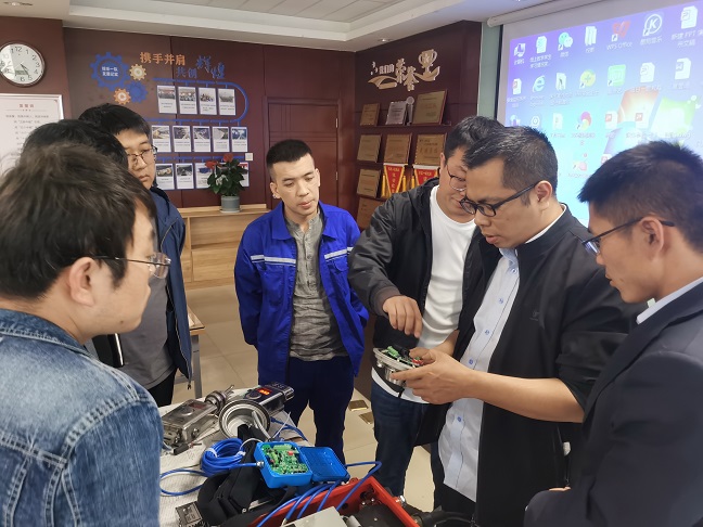装备厂家现场授课 孙磊摄.jpg