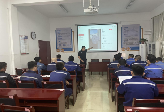 图三   案例剖析，，，，，警钟长鸣 超凡娱乐官网煤矿生产运营公司袁大滩选煤厂  万小波  提供.jpg.png