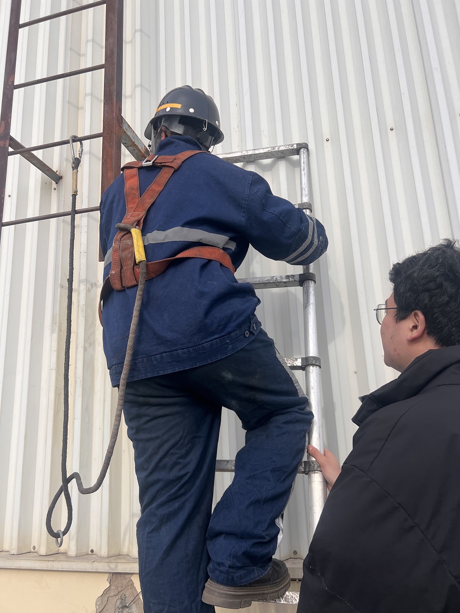 现场登高培训照片+智能化管理办公室+张贵轩.jpg