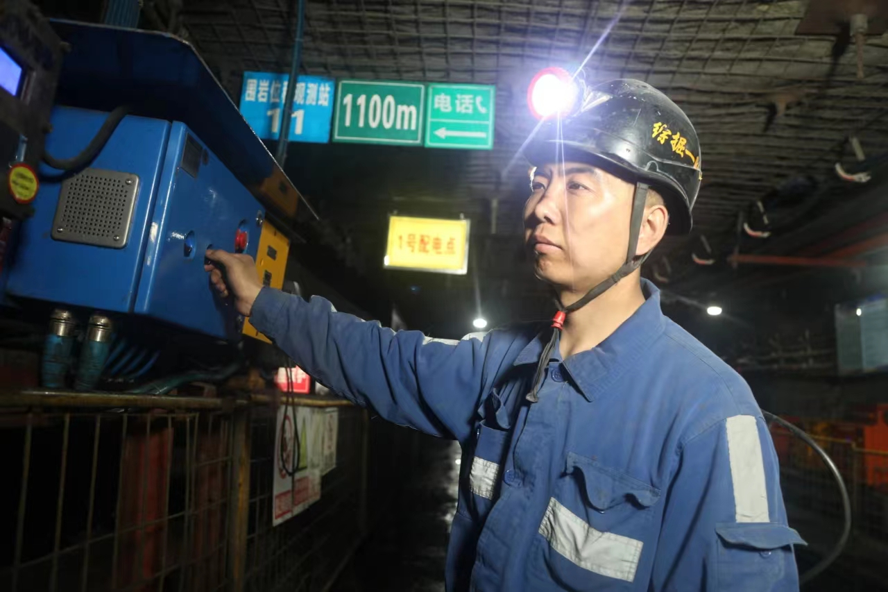 超凡娱乐-梦想照进现实,起劲成绩未来!